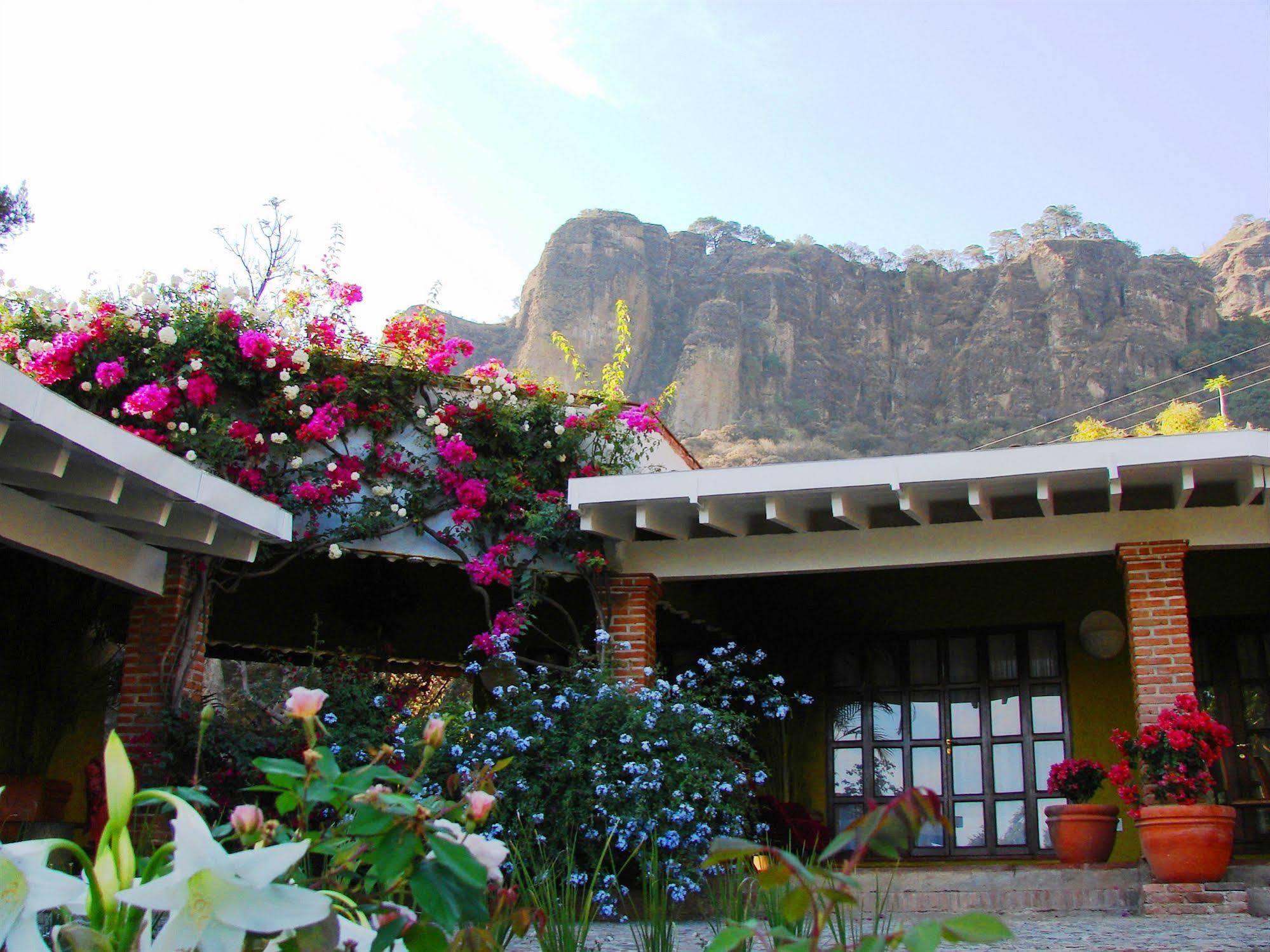 La Villa Bonita Culinary Vacation Tepoztlan Exterior photo